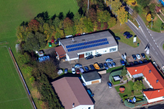 Vue aérienne de Concessionnaire automobile Schwind à Winden dans le département Rhénanie-Palatinat, Allemagne