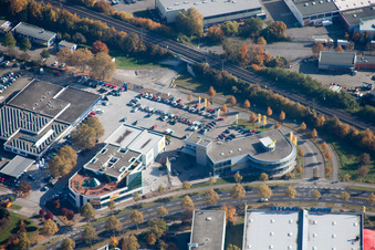 Vue aérienne de Ostring, Renault Lang à le quartier Oststadt in Karlsruhe dans le département Bade-Wurtemberg, Allemagne