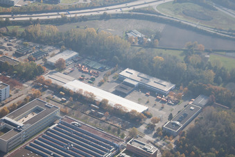 Vue aérienne de Ottostr à le quartier Durlach in Karlsruhe dans le département Bade-Wurtemberg, Allemagne