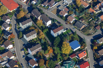 Vue d'oiseau de Bague Konrad Adenauer à Hagenbach dans le département Rhénanie-Palatinat, Allemagne