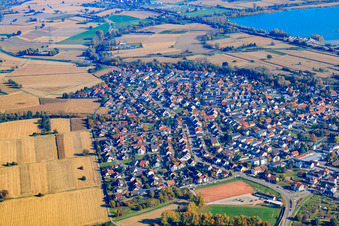 Vue aérienne de Panorama depuis l'ouest à Hagenbach dans le département Rhénanie-Palatinat, Allemagne