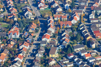 Avenue des Habsbourg à Hagenbach dans le département Rhénanie-Palatinat, Allemagne vue d'en haut