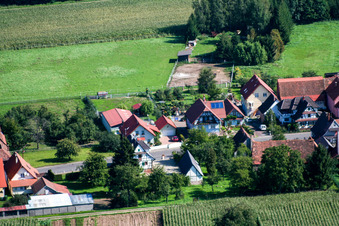 Schleithal dans le département Bas Rhin, France du point de vue du drone