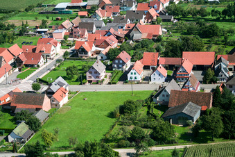 Vue aérienne de Schleithal dans le département Bas Rhin, France
