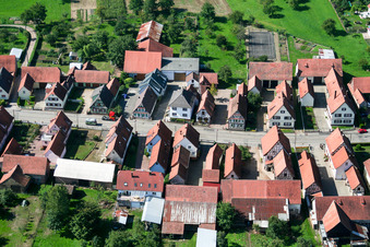 Schleithal dans le département Bas Rhin, France depuis l'avion