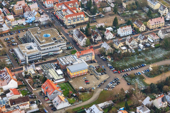 Vue aérienne de Administration VG, caisse d'épargne à Kandel dans le département Rhénanie-Palatinat, Allemagne