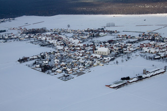 Vue aérienne de Schleithal dans le département Bas Rhin, France
