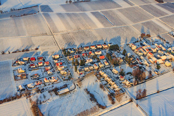 Niederhorbach dans le département Rhénanie-Palatinat, Allemagne depuis l'avion