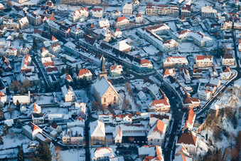 Lauterbourg dans le département Bas Rhin, France d'un drone