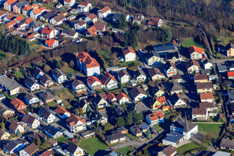 Vue aérienne de Berliner Straße à Lingenfeld dans le département Rhénanie-Palatinat, Allemagne