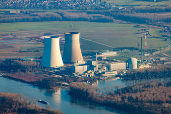 Centrale nucléaire à Philippsburg dans le département Bade-Wurtemberg, Allemagne hors des airs