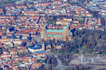 Vue aérienne de Cathédrale à Speyer du sud à Speyer dans le département Rhénanie-Palatinat, Allemagne