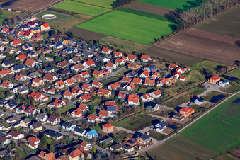 Vue aérienne de Nouvelle zone de développement Am Pfarrgarten à Zeiskam dans le département Rhénanie-Palatinat, Allemagne