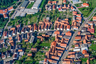 Luitpoldstr à Hatzenbühl dans le département Rhénanie-Palatinat, Allemagne depuis l'avion