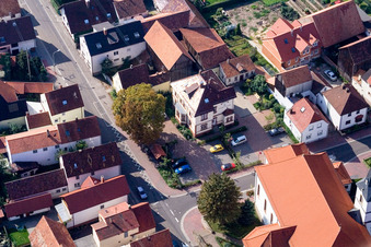 Vue aérienne de Montagne des figues à Hatzenbühl dans le département Rhénanie-Palatinat, Allemagne