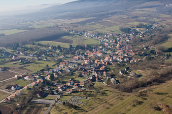 Enregistrement par drone de Lobsann dans le département Bas Rhin, France