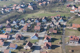 Vue oblique de Lampertsloch dans le département Bas Rhin, France