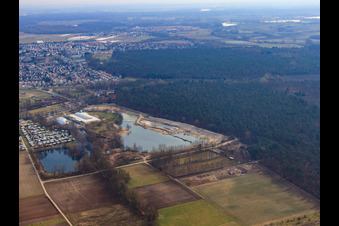 Vue aérienne de Dampfnudel, chantier de construction de plage à Rülzheim dans le département Rhénanie-Palatinat, Allemagne