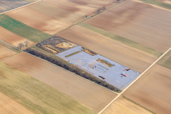 Photographie aérienne de Chantier de construction de forages d'essai pour l'énergie géothermique à Rülzheim dans le département Rhénanie-Palatinat, Allemagne