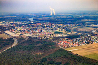 Vue aérienne de Vue de la ville depuis le sud-ouest à Germersheim dans le département Rhénanie-Palatinat, Allemagne