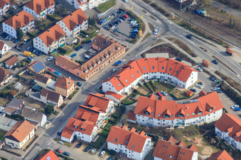 Vue aérienne de Rue Rüben à le quartier Sondernheim in Germersheim dans le département Rhénanie-Palatinat, Allemagne