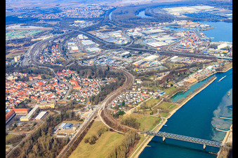 Vue aérienne de Ponts du Rhin à Germersheim à Germersheim dans le département Rhénanie-Palatinat, Allemagne