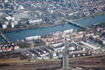 Vue aérienne de Rue Vangerow à le quartier Bergheim in Heidelberg dans le département Bade-Wurtemberg, Allemagne