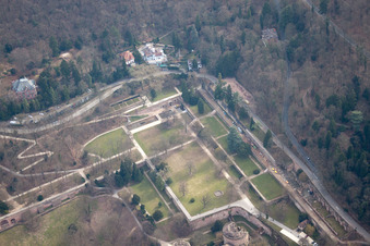 Vue aérienne de Jardin du château à le quartier Kernaltstadt in Heidelberg dans le département Bade-Wurtemberg, Allemagne