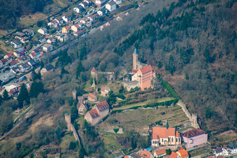 Vue oblique de Château Hirschhorn à Hirschhorn dans le département Hesse, Allemagne