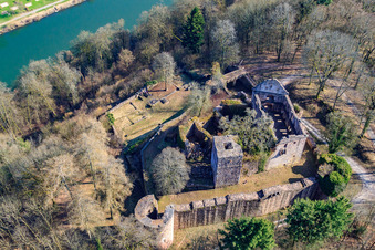 Photographie aérienne de Ruines du château de Minneburg à le quartier Neckarkatzenbach in Neunkirchen dans le département Bade-Wurtemberg, Allemagne