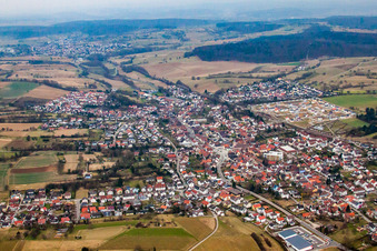 Vue aérienne de Quartier Jöhlingen in Walzbachtal dans le département Bade-Wurtemberg, Allemagne