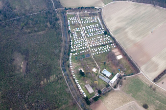 Vue aérienne de Ligue légère Karlsruhe eV à le quartier Hagsfeld in Karlsruhe dans le département Bade-Wurtemberg, Allemagne