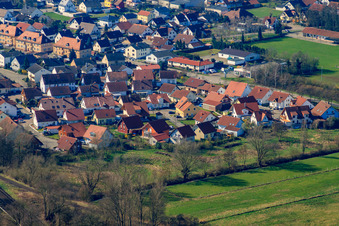 Vue aérienne de Pâturage nocturne à Winden dans le département Rhénanie-Palatinat, Allemagne