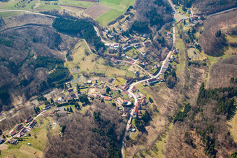 Vue aérienne de Siersthal dans le département Moselle, France