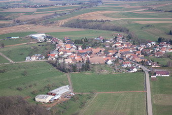 Enregistrement par drone de Steinbourg dans le département Bas Rhin, France