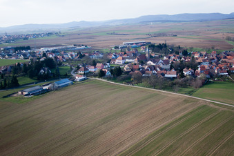 Pfaffenhoffen dans le département Bas Rhin, France vue du ciel