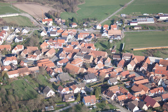 Morsbronn-les-Bains dans le département Bas Rhin, France vue du ciel