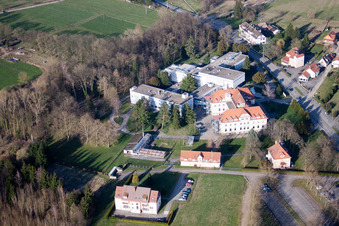 Morsbronn-les-Bains dans le département Bas Rhin, France vu d'un drone