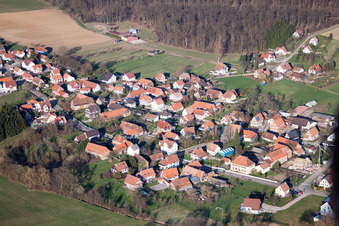 Merkwiller-Pechelbronn dans le département Bas Rhin, France depuis l'avion