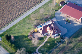 Vue d'oiseau de Bremmelbach dans le département Bas Rhin, France