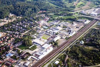 Vue aérienne de Médicaments pour le talon à le quartier Oos in Baden-Baden dans le département Bade-Wurtemberg, Allemagne