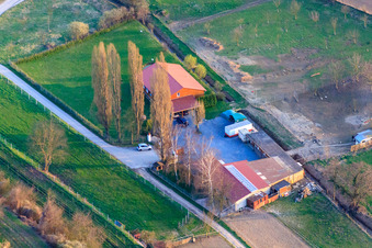 Vue aérienne de L'agriculteur Michael Schwager Am Schambach à Herxheim bei Landau dans le département Rhénanie-Palatinat, Allemagne