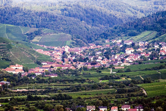 Vue aérienne de De l'ouest à le quartier Steinbach in Baden-Baden dans le département Bade-Wurtemberg, Allemagne
