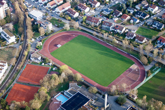 Vue aérienne de Ensemble d'installations sportives comprenant le Tennisclub Münchingen eV à le quartier Münchingen in Korntal-Münchingen dans le département Bade-Wurtemberg, Allemagne