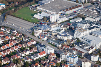 Jilg Company, Dieselstr à le quartier Eltingen in Leonberg dans le département Bade-Wurtemberg, Allemagne du point de vue du drone