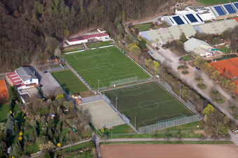 Vue aérienne de SC am Wald, court de tennis, complexe sportif du Grand Chelem Emerholzweg à le quartier Stammheim in Stuttgart dans le département Bade-Wurtemberg, Allemagne