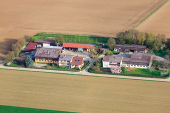 Vue aérienne de Magasin de la ferme Jopp, Im Kornfeld à Möglingen dans le département Bade-Wurtemberg, Allemagne