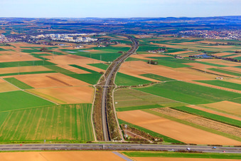 Vue aérienne de Tunnel ferroviaire de Langesfeld sous l'A81 à Möglingen dans le département Bade-Wurtemberg, Allemagne
