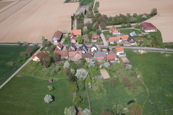 Vue d'oiseau de Seebach dans le département Bas Rhin, France