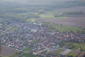 Rœschwoog dans le département Bas Rhin, France vue d'en haut